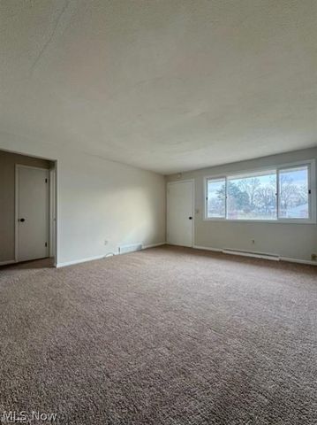 233-237 Kennedy Street, Louisville, OH 44641