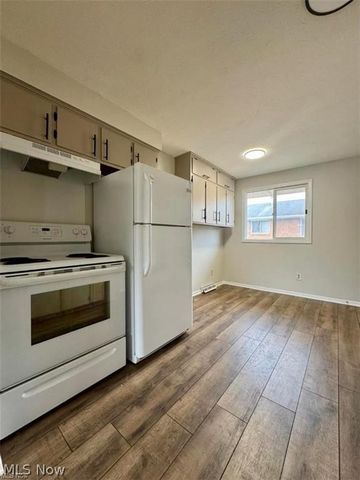 233-237 Kennedy Street, Louisville, OH 44641