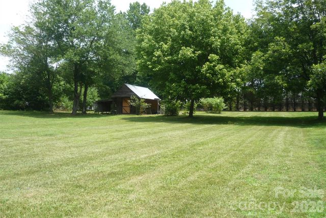 4209 Love Road, Claremont, NC 28610