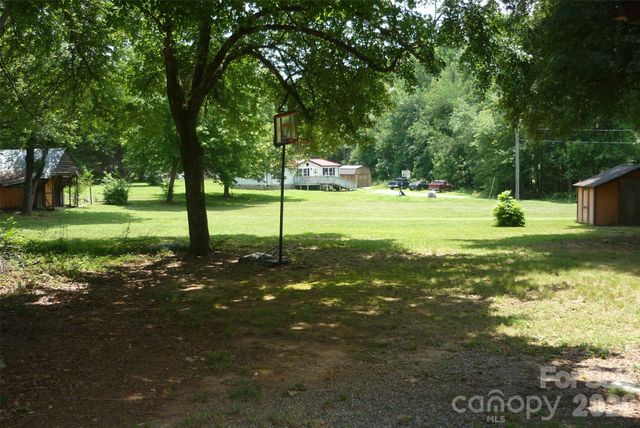 4209 Love Road, Claremont, NC 28610