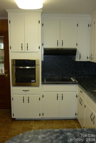 4209 Love Road, Claremont, NC 28610