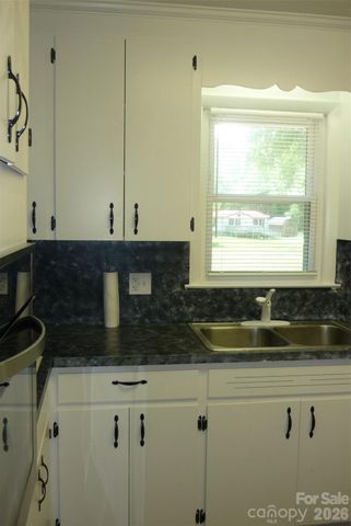 4209 Love Road, Claremont, NC 28610