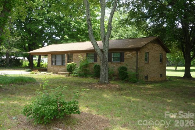 4209 Love Road, Claremont, NC 28610