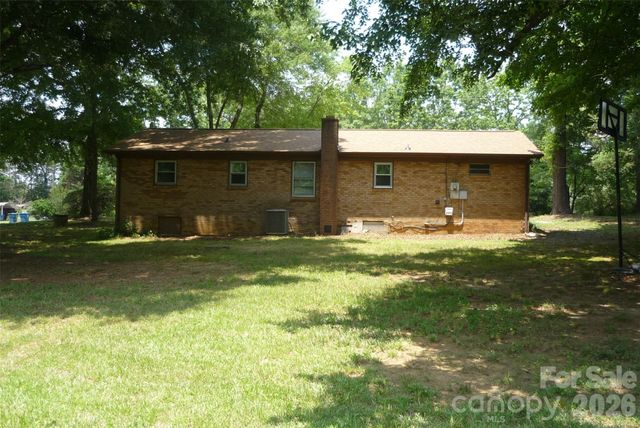 4209 Love Road, Claremont, NC 28610