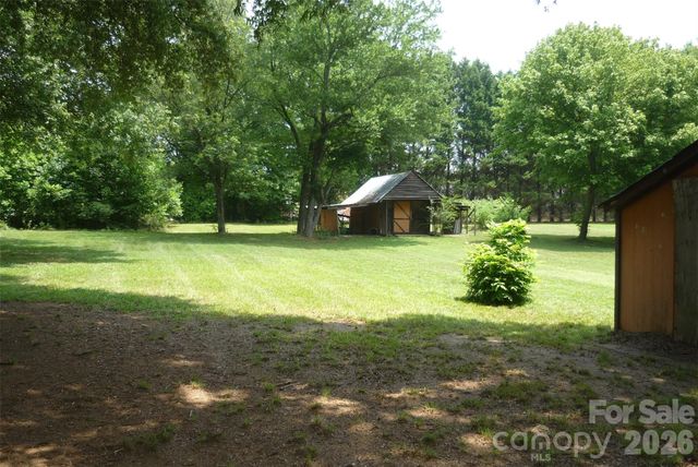 4209 Love Road, Claremont, NC 28610