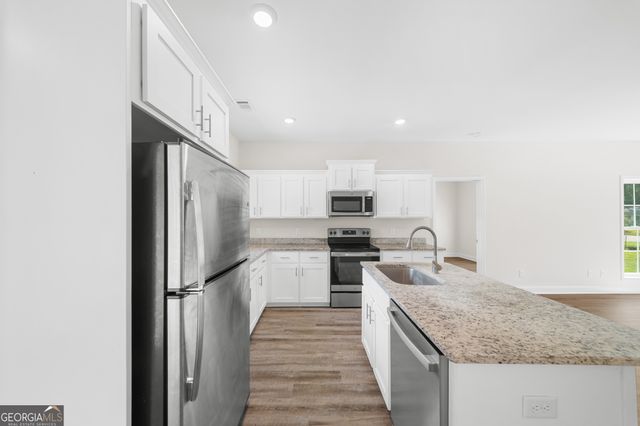 201 Zetterower Road, Statesboro, GA 30458