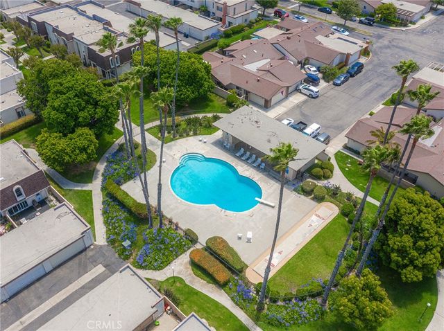9752 Bluereef, Huntington Beach, CA 92646