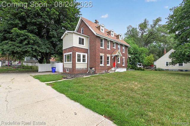 22608 Frisbee Street, Detroit, MI 48219