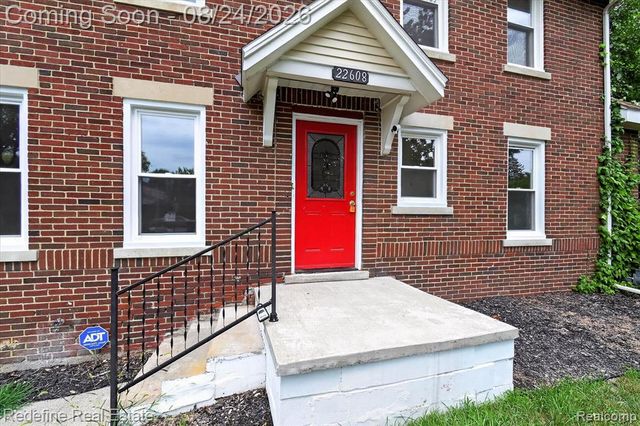 22608 Frisbee Street, Detroit, MI 48219