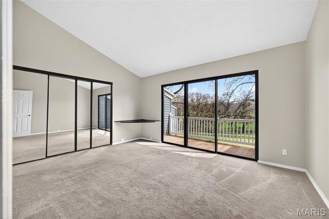 1013 Fairways Drive, Lake St Louis, MO 63367