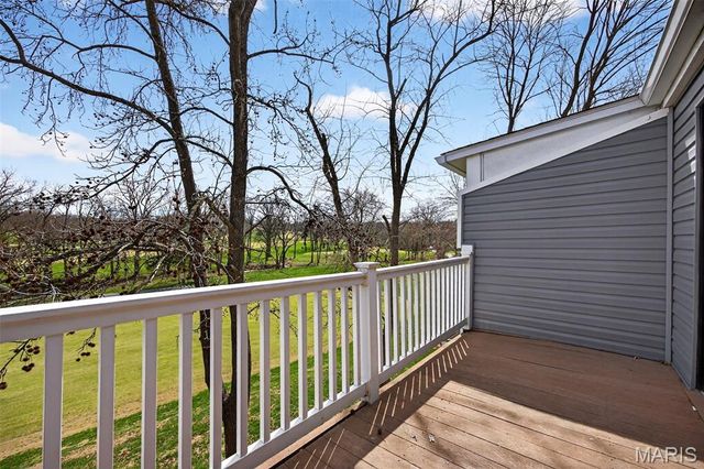 1013 Fairways Drive, Lake St Louis, MO 63367