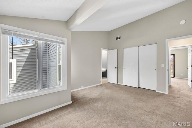 1013 Fairways Drive, Lake St Louis, MO 63367