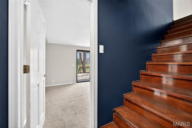 1013 Fairways Drive, Lake St Louis, MO 63367