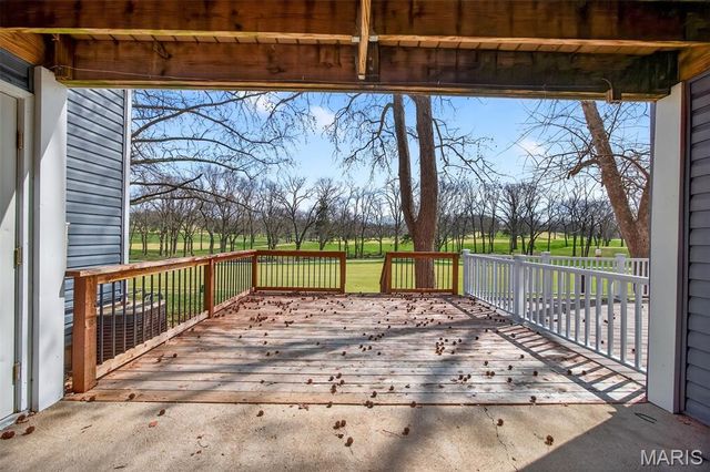 1013 Fairways Drive, Lake St Louis, MO 63367