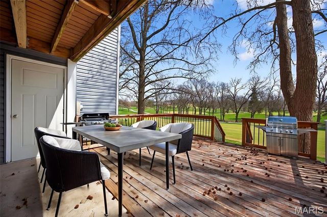 1013 Fairways Drive, Lake St Louis, MO 63367