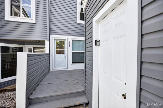 1013 Fairways Drive, Lake St Louis, MO 63367