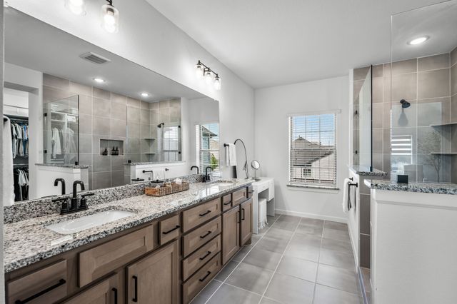 5621 Evans Road, The Colony, TX 75056