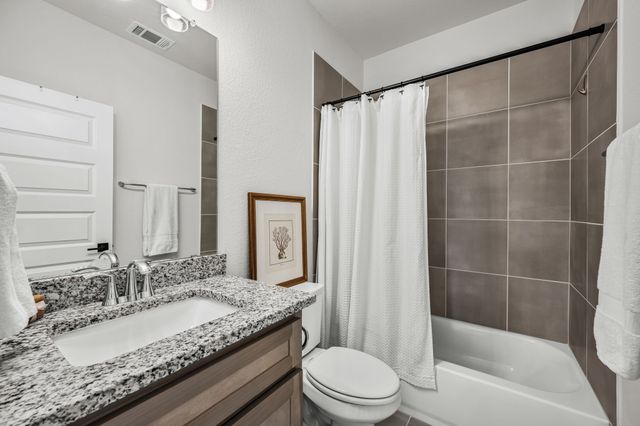 5621 Evans Road, The Colony, TX 75056