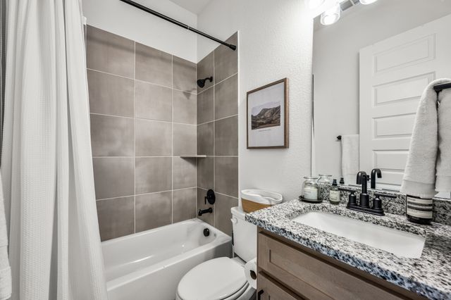 5621 Evans Road, The Colony, TX 75056