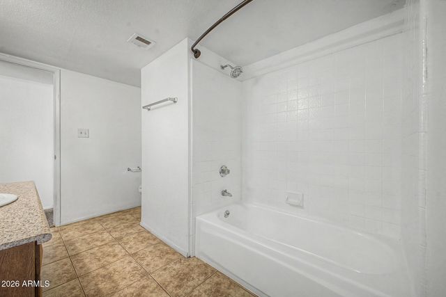 4519 W GARDENIA Avenue, Glendale, AZ 85301