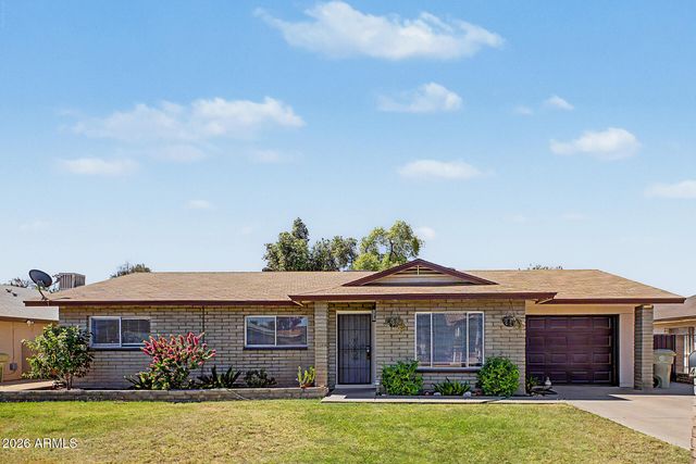 4519 W GARDENIA Avenue, Glendale, AZ 85301