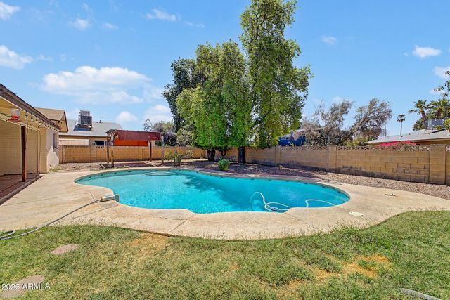 4519 W GARDENIA Avenue, Glendale, AZ 85301