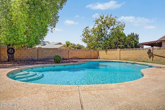 4519 W GARDENIA Avenue, Glendale, AZ 85301