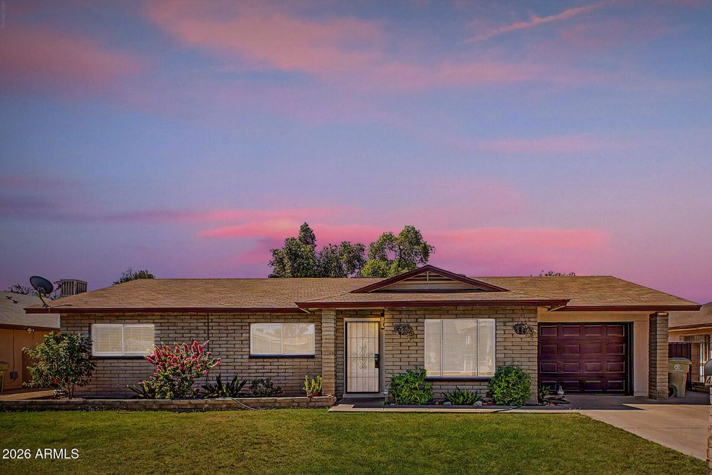4519 W GARDENIA Avenue, Glendale, AZ 85301
