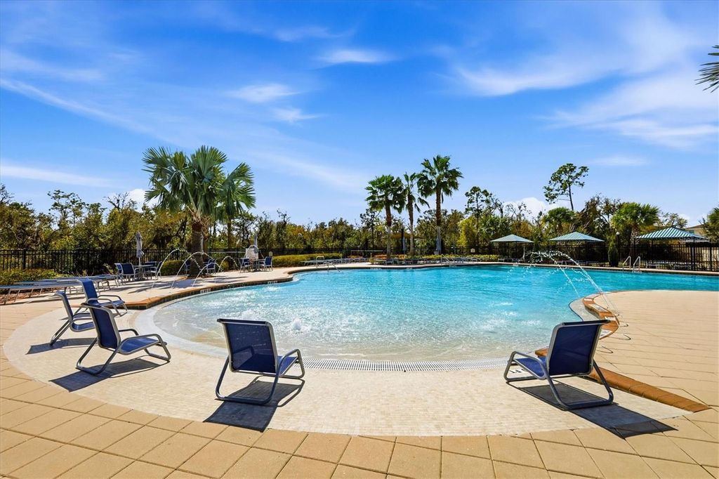 Image 31 of property listing at 16622 MAGNOLIA RESERVE PLACE PLACE, Wimauma, FL 33598