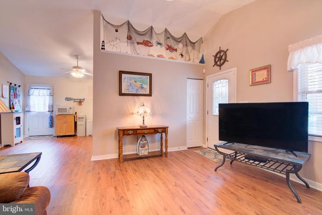 2005 MCKINNEY BLVD, Colonial Beach, VA 22443