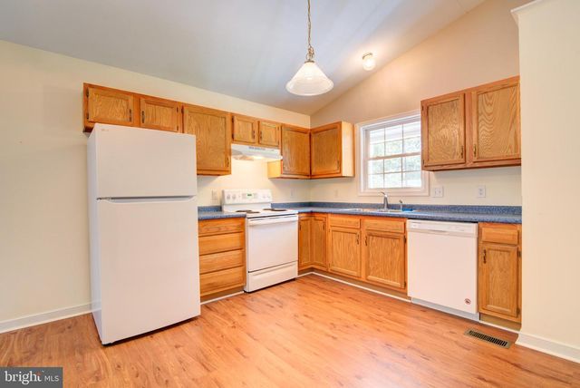 2005 MCKINNEY BLVD, Colonial Beach, VA 22443