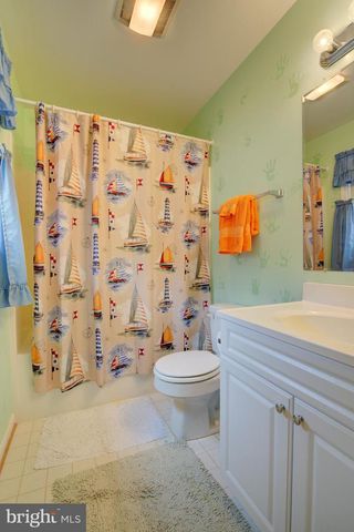 2005 MCKINNEY BLVD, Colonial Beach, VA 22443