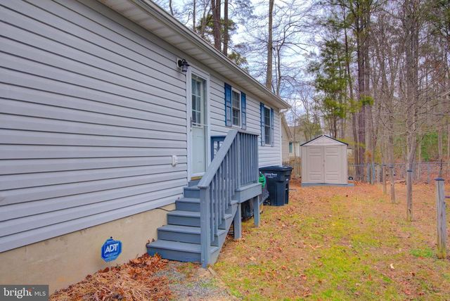 2005 MCKINNEY BLVD, Colonial Beach, VA 22443