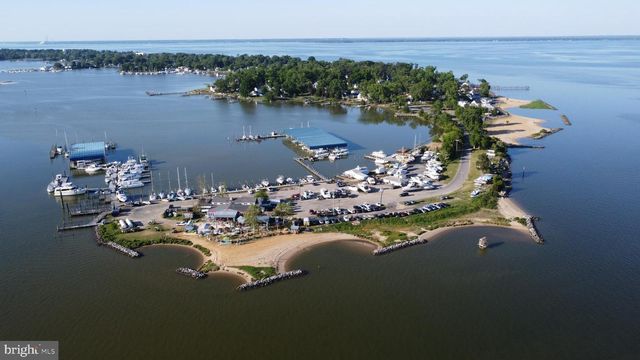 2005 MCKINNEY BLVD, Colonial Beach, VA 22443