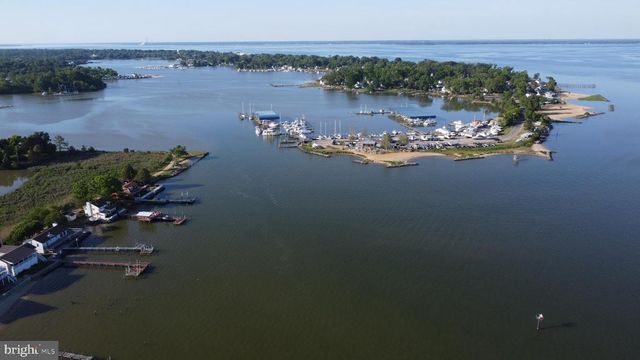 2005 MCKINNEY BLVD, Colonial Beach, VA 22443