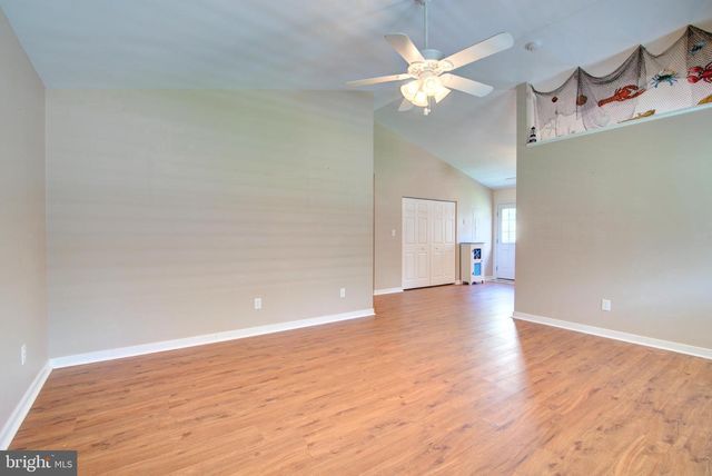 2005 MCKINNEY BLVD, Colonial Beach, VA 22443