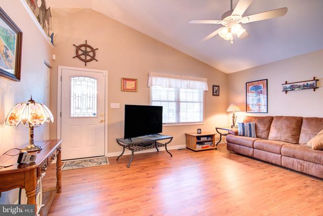 2005 MCKINNEY BLVD, Colonial Beach, VA 22443