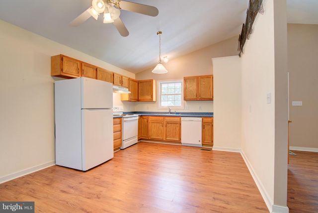 2005 MCKINNEY BLVD, Colonial Beach, VA 22443