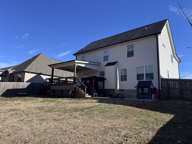 2360 Colston Dr, Clarksville, TN 37042