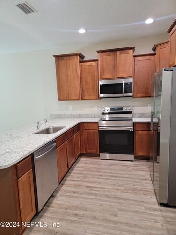 4144 QUIET CREEK Loop 130, Middleburg, FL 32068