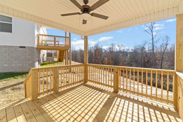 197 Dewberry Ct, Clarksville, TN 37042