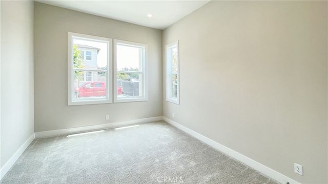 101 Walworth, Lake Forest, CA 92630