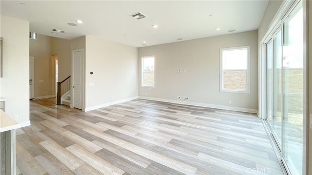 101 Walworth, Lake Forest, CA 92630