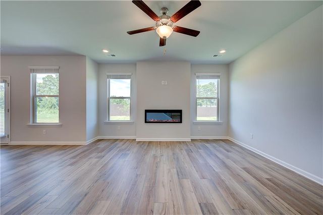 2566 Cadenza Circle, Dacula, GA 30019