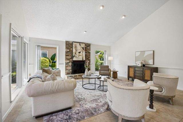 11523 Highgrove Drive, Houston, TX 77077