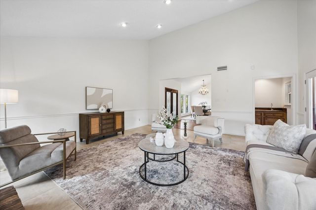 11523 Highgrove Drive, Houston, TX 77077