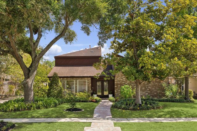 11523 Highgrove Drive, Houston, TX 77077