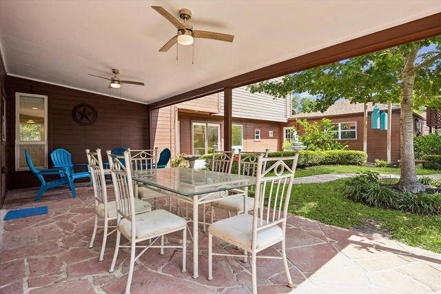 11523 Highgrove Drive, Houston, TX 77077