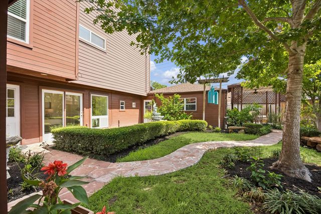 11523 Highgrove Drive, Houston, TX 77077