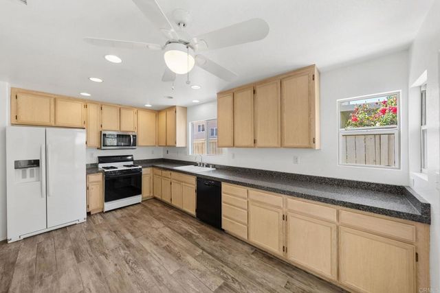 40684 Corte Albara, Murrieta, CA 92562